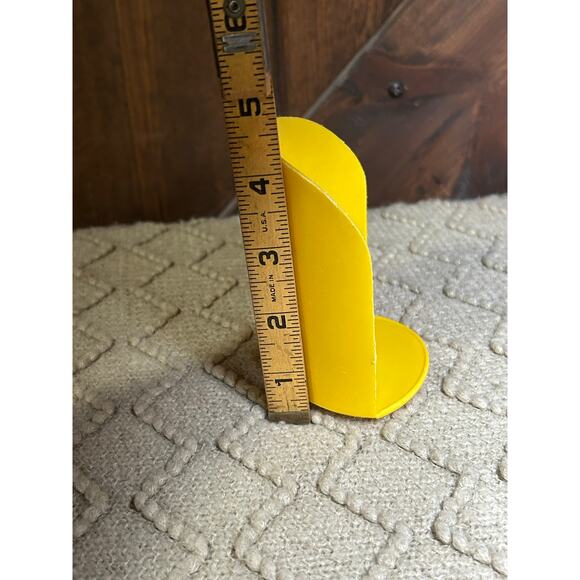 Vintage Tupperware Yellow Rocker Scoop: 1990s Kitchen Gadget - Picture 3 of 4